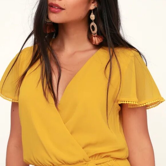 Lulu's Sunshine State of Mind Mustard Yellow Short Sleeve Romper Size S - Picture 4 of 10